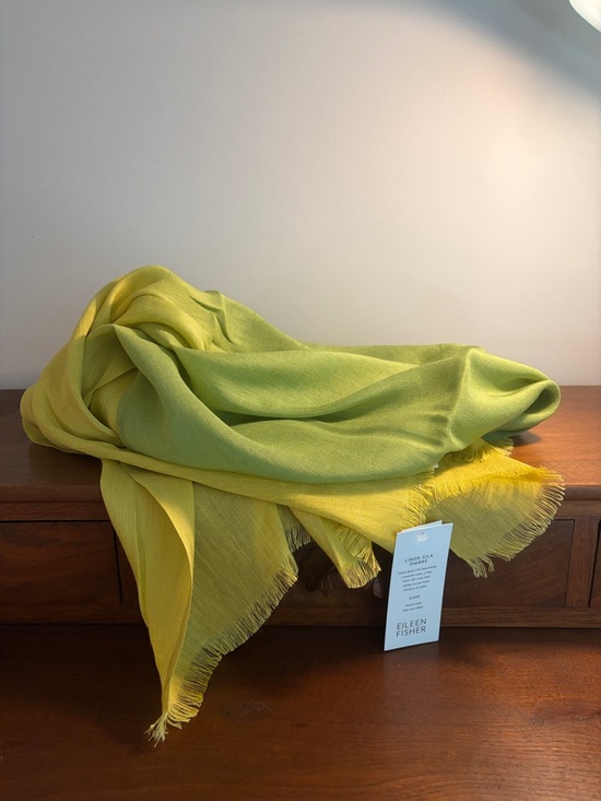 Eileen Fisher Accessories - Vintage NWT Eileen Fisher Scarf